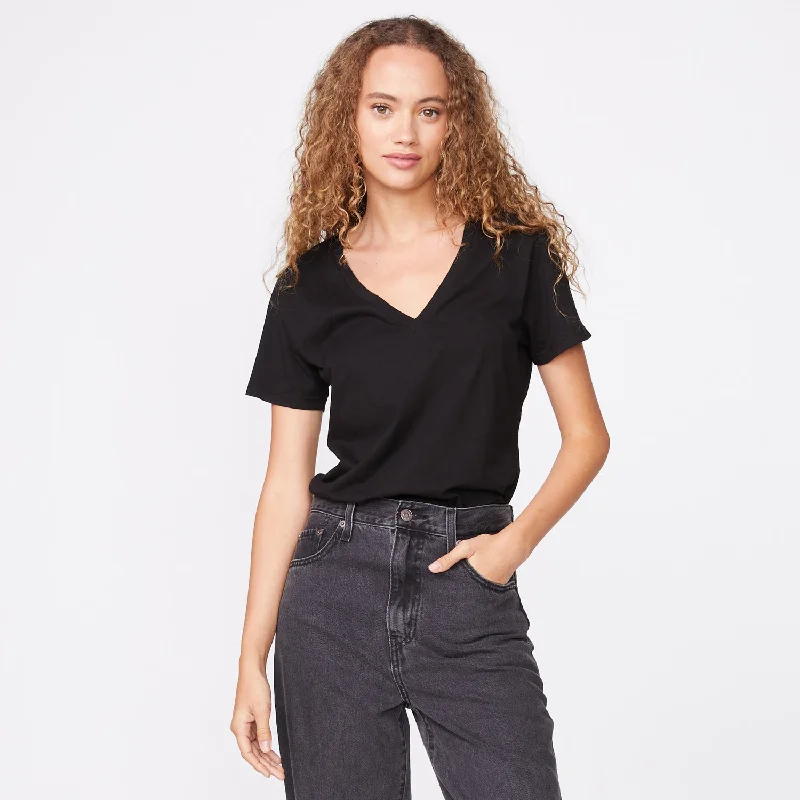 Trendy Online Boutiques 90's V Neck