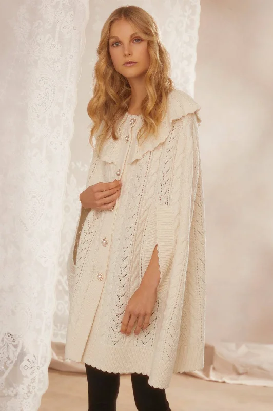 Trendy Street Style Victoriana Cape